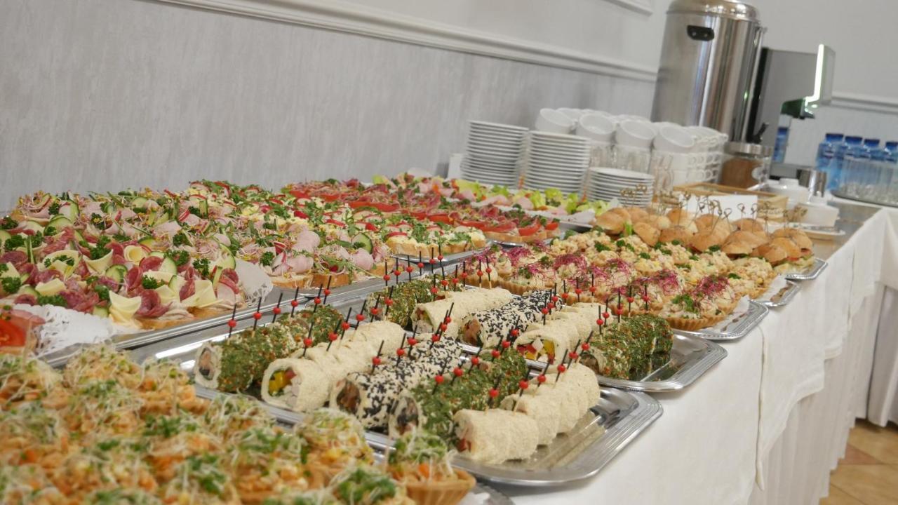 Restauracja Kargul Noclegi Łęczyca Zewnętrze zdjęcie