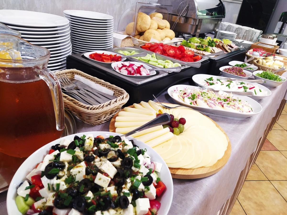 Restauracja Kargul Noclegi Łęczyca Zewnętrze zdjęcie